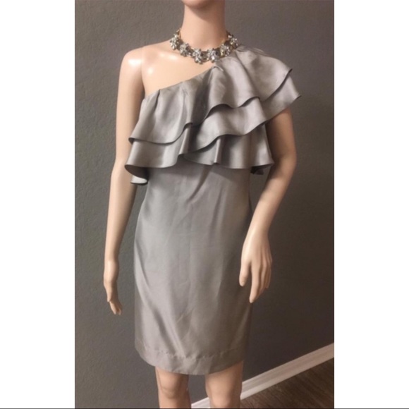 Banana Republic Dresses & Skirts - Gray ruffled one-shouldered dress
